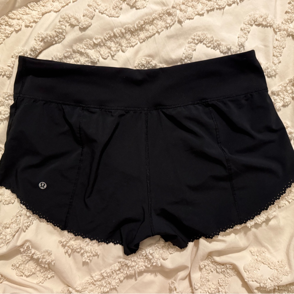 lululemon laser cut scalloped shorts